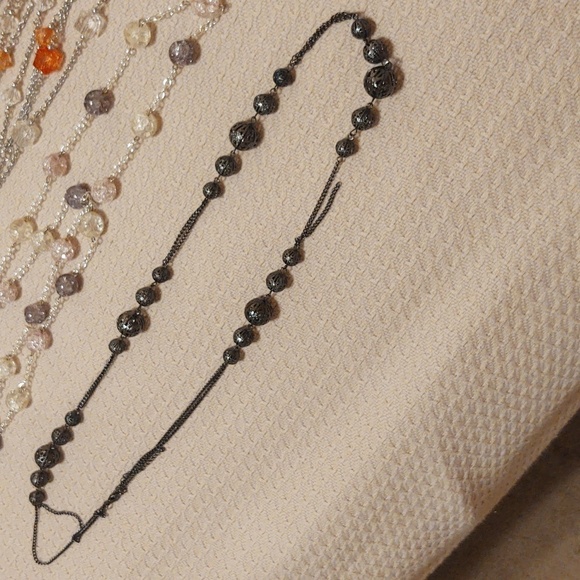 Lot of Necklaces - Picture 5 of 7